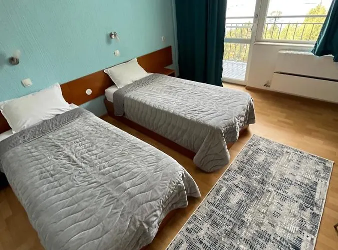 Hotel Хотел Панорама Доспат 2*