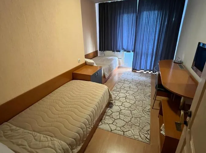 Hotel Хотел Панорама Доспат 2*